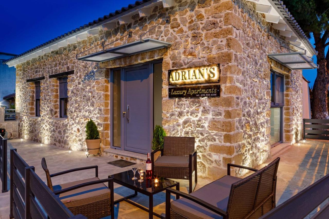 Adrian'S Luxury Apartments 1 Drepano  エクステリア 写真